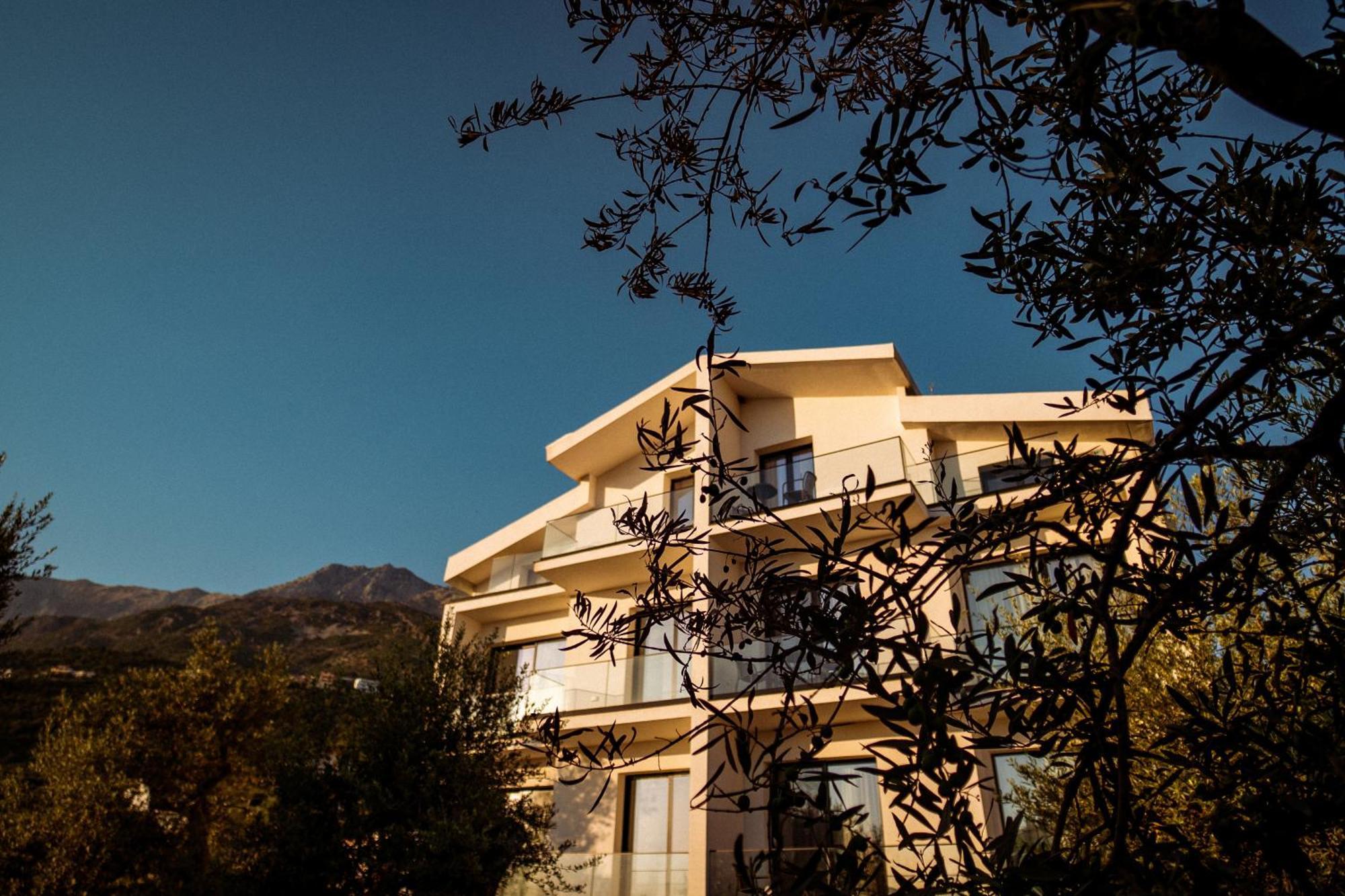 Hotel Vila 19 Dhërmi Exterior foto